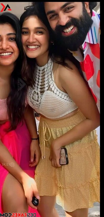anikha_surendran_d6b5c9.jpg