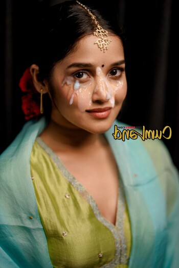 anikha_surendran_28330d.jpg