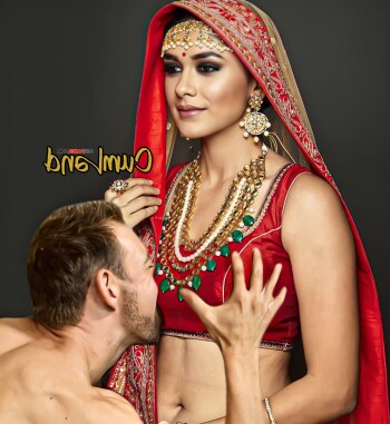mrunal_thakur_a9a83c.jpg